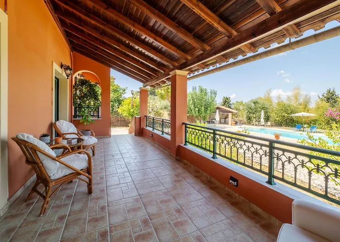 Kamaritis, Private Pool View