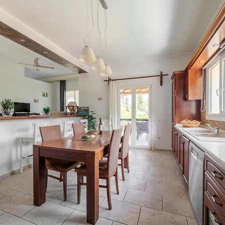 Apartament Kamaritis, Private Pool View *