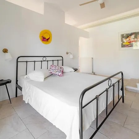 Kamaritis, Private Pool View