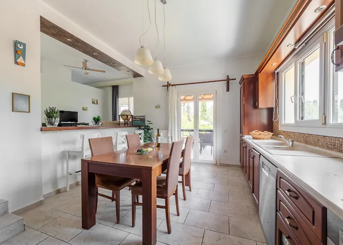 Διαμέρισμα Kamaritis, Private Pool View *