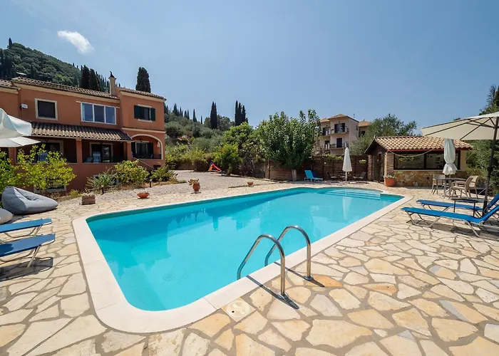 Kamaritis, Private Pool View