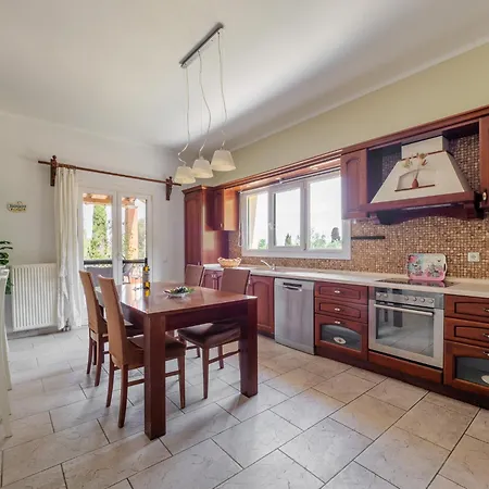 Kamaritis, Private Pool View 아파트 *